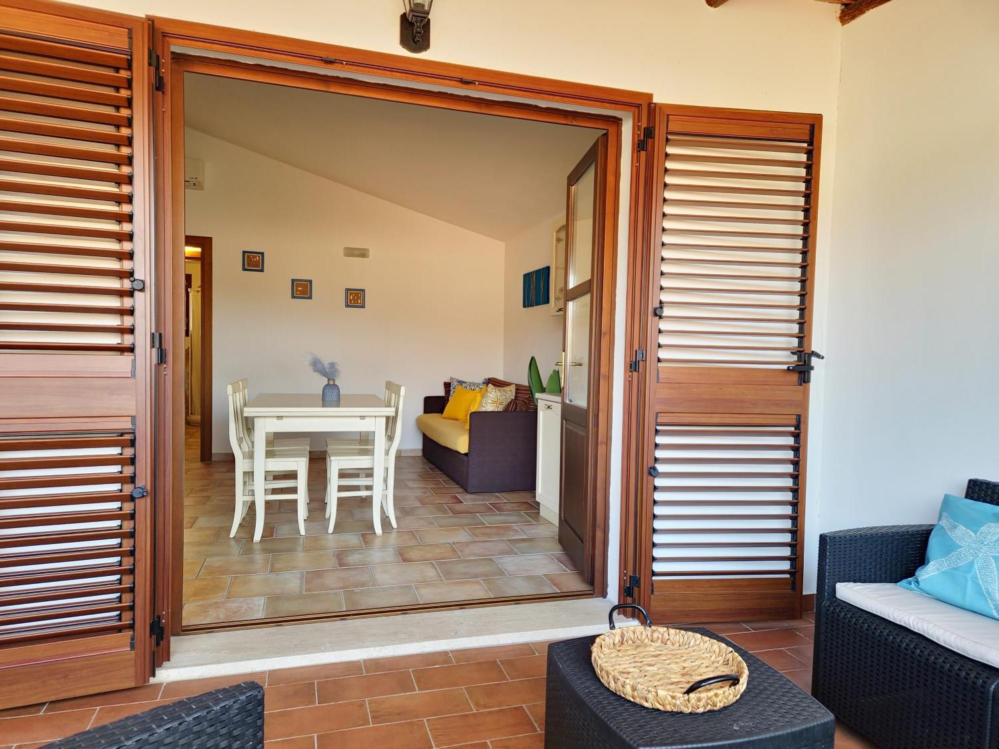 Dommos - Melodie Apartments Cala Liberotto Exterior photo